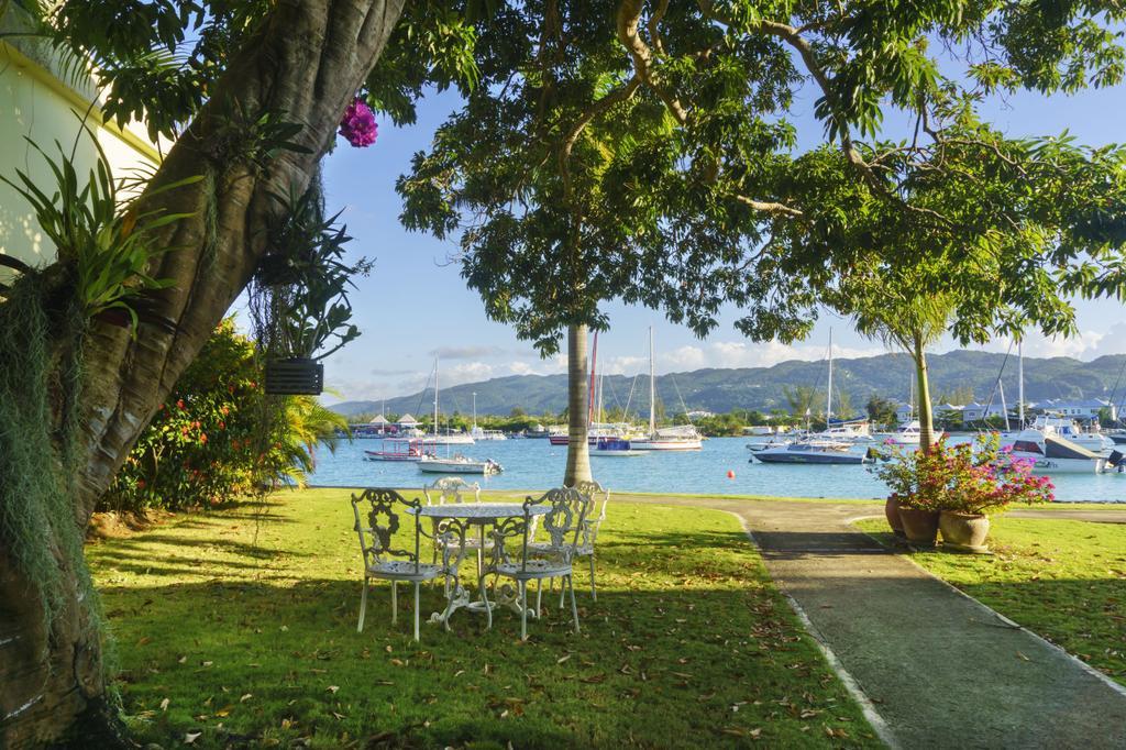 One Love Cozy Studio Seawind On The Bay Бухта Монтего Экстерьер фото